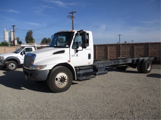 2006 International 4300 S/A Cab & Chassis,