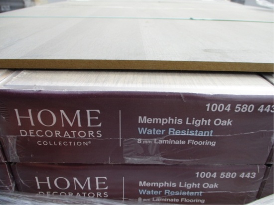 Lot Of Memphis Light Oak 8mm Laminate Flooring,