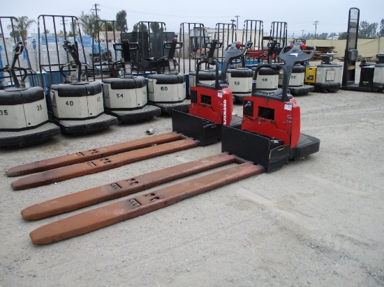 Raymond 8400 Electric Pallet Jack,