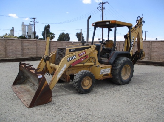 2000 John Deere 310E Loader Backhoe,