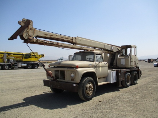 Ford T800 T/A Crane Truck,
