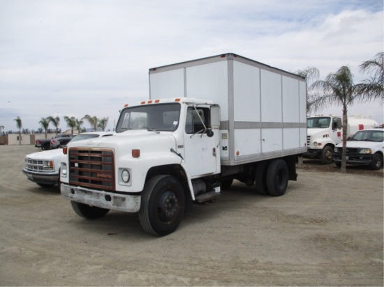 International S1600 S/A Box Truck,