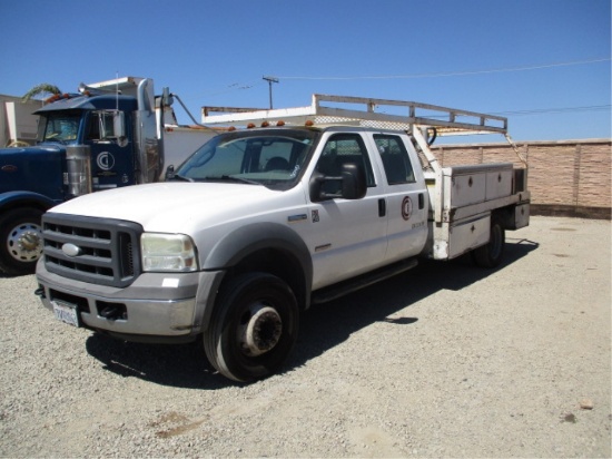 2005 Ford F450 S/A Flatbed Utility Truck,