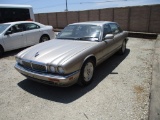 Jaguar XJ6 Sedan,