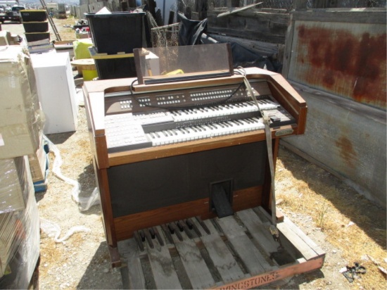 Schafer & Sons 05.10 Piano