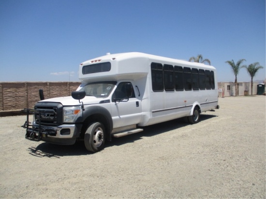 2016 Ford F550 S/A Passenger Bus,