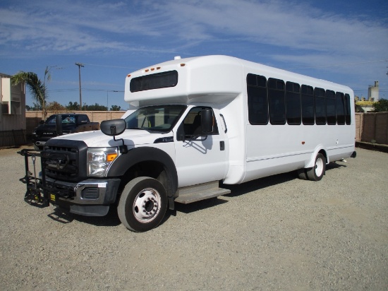 2016 Ford F550 S/A Passenger Bus,