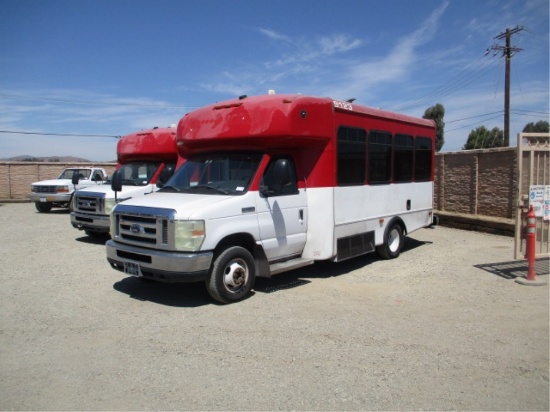 2008 Ford E450 Passenger Bus,