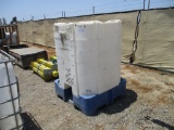 300 Gallon Water Storage Tank w/ Fork Holes