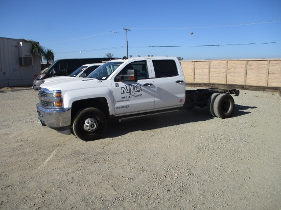 2016 Chevrolet 3500HD Crew-Cab Cab & Chassis,