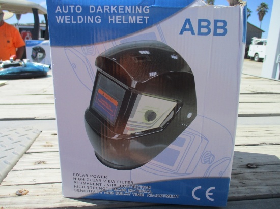 Unused Auto Darkening Welding Helmet