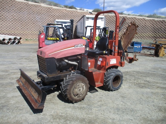 2006 Ditch Witch RT40 Ride-On Trencher,
