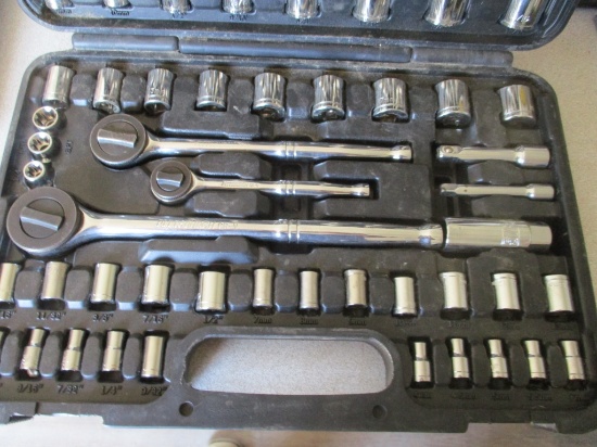 Lot Of Pittsburg Socket Set