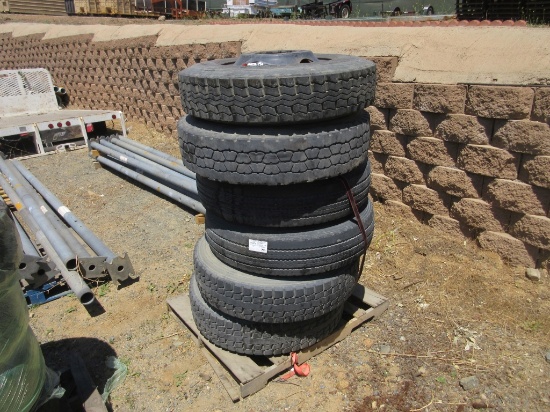 Lot Of (6) Misc Size Wheels & Tires