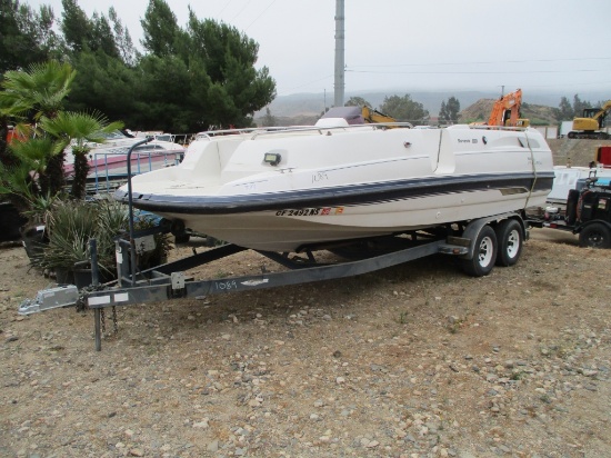 Chaparral Sunesta 220 Boat,
