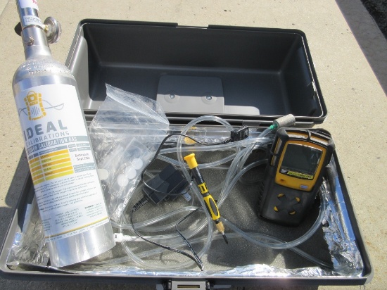 BW Gasalertmax XTII 4-Gas Detector Machine,