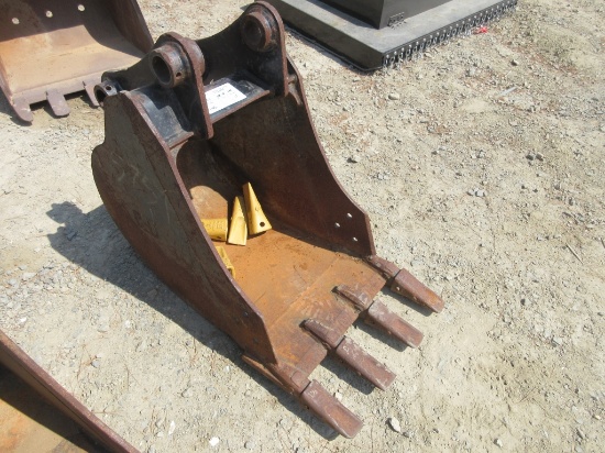 Cat 16" Excavator Tooth Bucket W/Extra Teeth