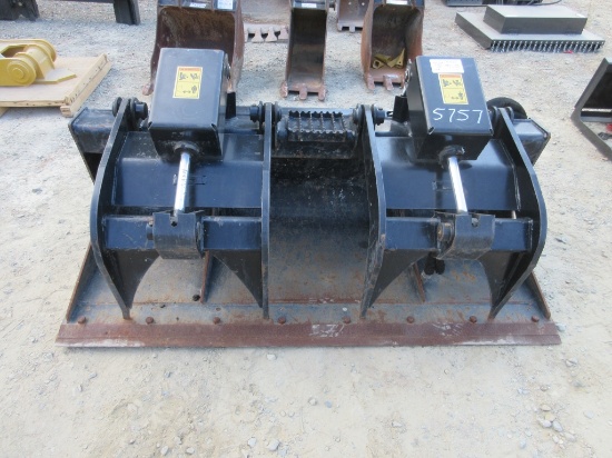 Cat 68" Skid Steer Hydraulic Grapple Bucket,