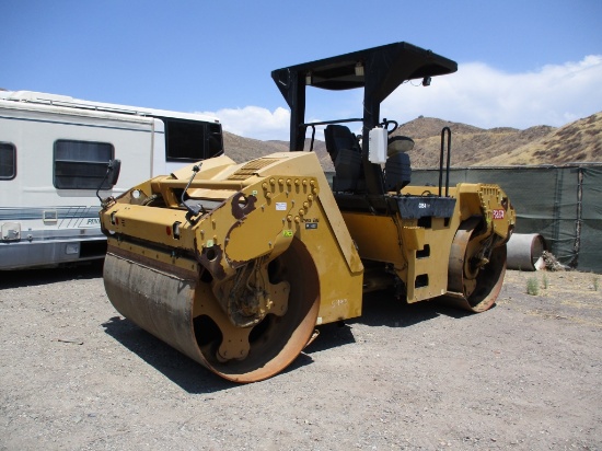 2012 Caterpillar CB54 Tandem Vibratory Roller,