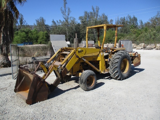 Massey Ferguson MF300A Skip Loader,