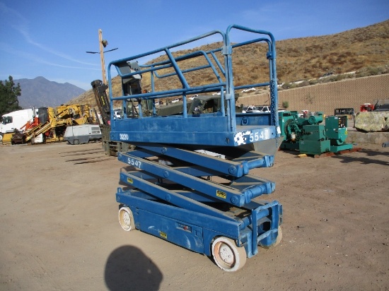 Genie GS-3220 Scissor Lift,