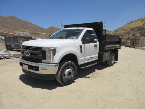 2019 Ford F350 XL S/A Dump Truck,