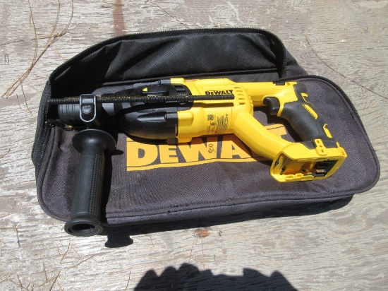 Dewalt DCH133 1" SDS Plus Brushless Hammer Drill