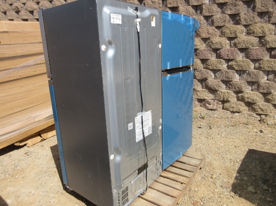 Frigidaire FFTR1835VSC 115-Volt Refrigerators,