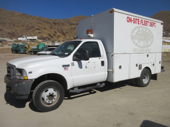 2003 Ford F550 S/A Enclosed Utility Service Truck,