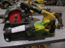Lot Of Dewalt Worm Drive Circular Saw,