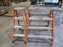 Lot Of (2) 4' Fiberglass A-Frame Ladders,