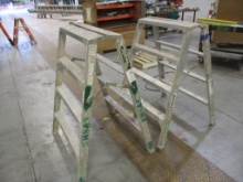 Lot Of (2) 4' Aluminum A-Frame Ladders