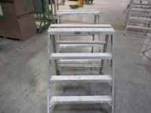 Lot Of (2) 4' Aluminum A-Frame Ladders