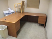 Lot Of Office Desk & Chair,