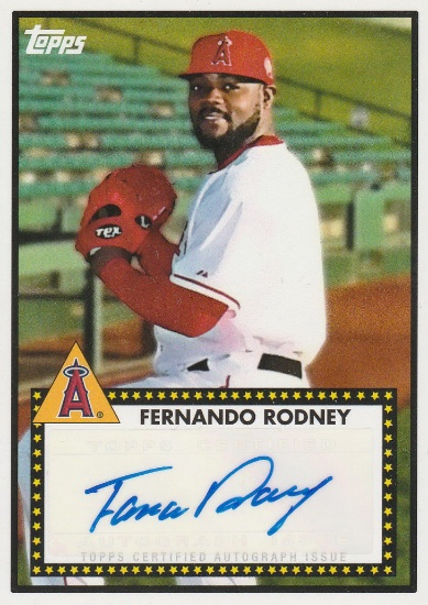 FERNANDO RODNEY 2011 TOPPS LINEAGE 1952 AUTOGRAPH CARD