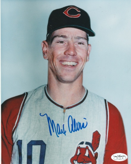 MAX ALVIS AUTOGRAPHED 8X10 / INDIANS