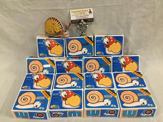 collection of 1970's15 wind up snail tin toys w/ original boxes Fatigo Wang Woniv