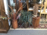 Set of 3 decorative indoor planters and faux plants