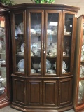 Vintage Ethan Allen oak China Cabinet in good cond