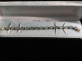Vintage 7.9 g 14 karat gold and beautiful Opal bracelet