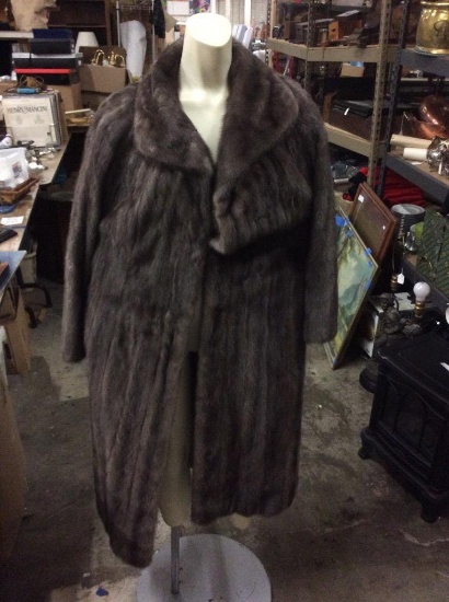 Nice vintage Embra "The American Mink" Full length womens mink fur overcoat