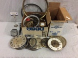 Nice collection of approximately 50 electric clock parts & movements for clocks