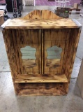 Wonderful modern rustic look oak mirrored door cupboard