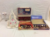 4 boxes of antique/vintage Christmas lights incl. lighted Christmas church display