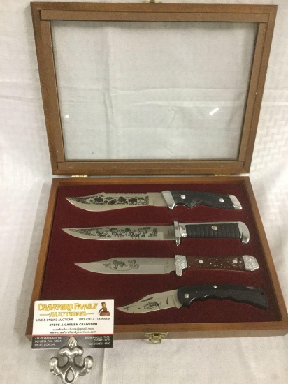 Set of 4 decorative hunting scene knives in display case box