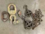 4 piece lot of heavy steel chain pulleys and links - 1 marked Yale & Towne