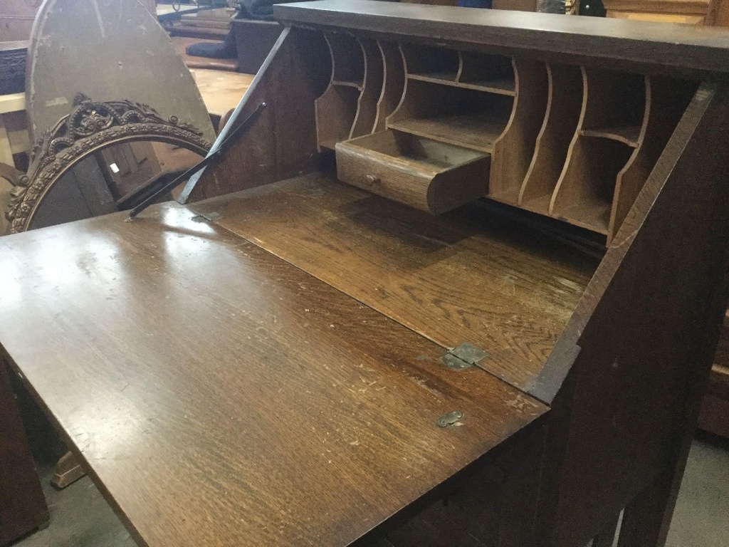 Antique Late 1800 S Early 1900 S Tiger Oak Secretary Desk In