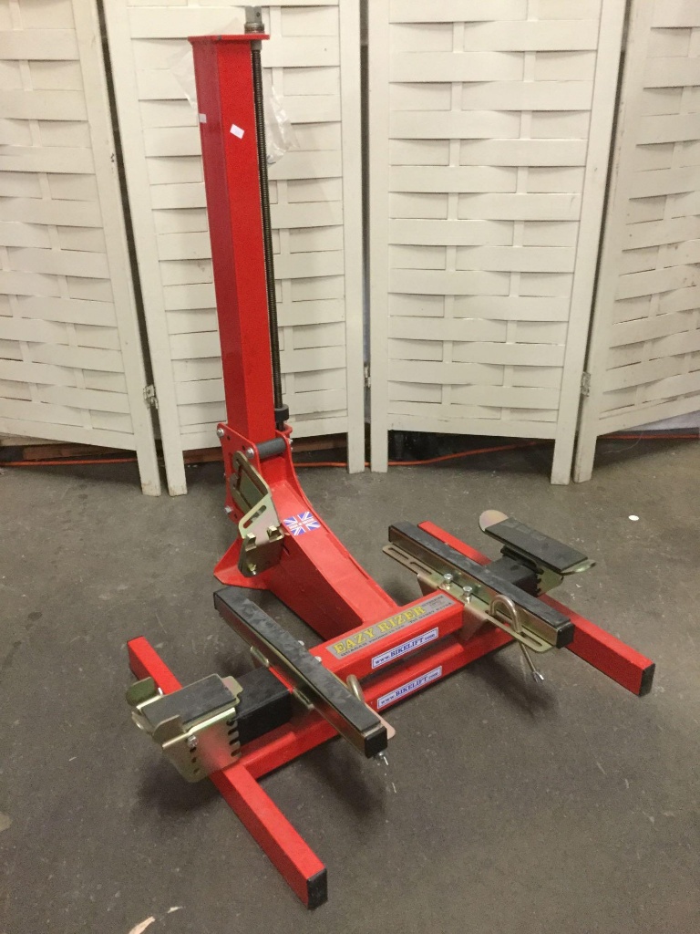 strand shuttle pålidelighed Easy Rizer Super Bike Lift , made by Quasar Products LTD | Estate &  Personal Property Personal Property | Online Auctions | Proxibid