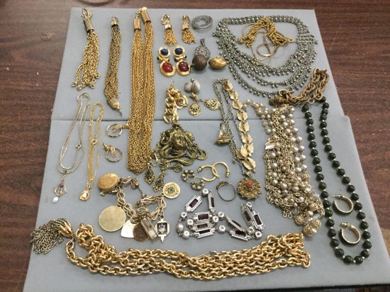 Collection of vintage estate jewelry, see pics