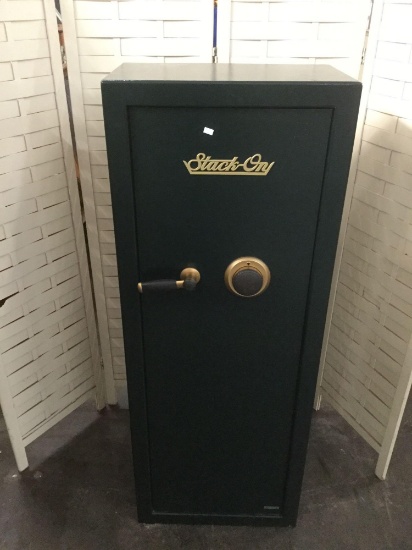 Stack-On large free standing combination gun safe